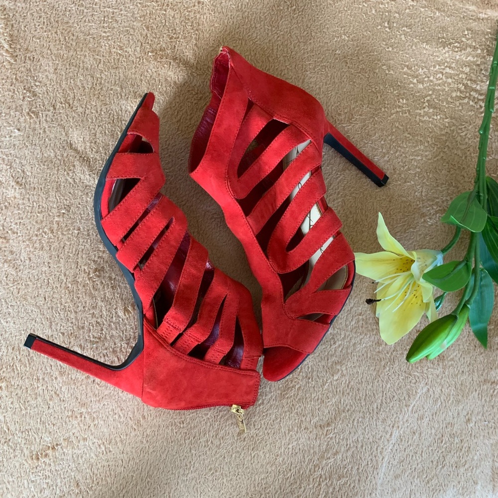 Jessica Simpson red high heels shoes 4inches